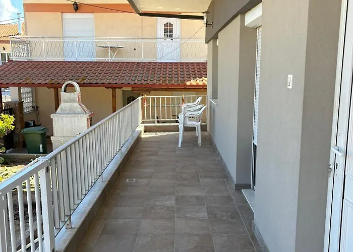 Appartement By Eftimiya Nea Roda